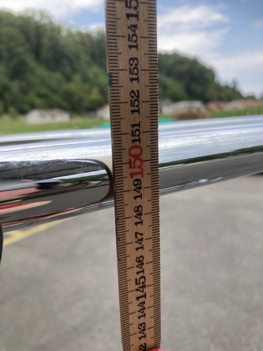 Porte manteau: Kleiderständer Metall Rollbar  – D'occasion à Uerkheim par Dealer-4813 4