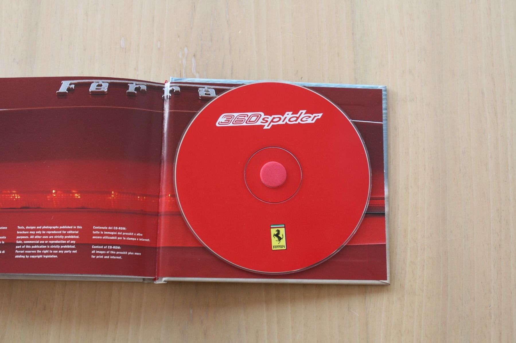 Ferrari Dokumente: Ferrari 360 Spider Pressemappe/Foto-CD 2000 – Gebraucht aus Wikon von erwin400 6