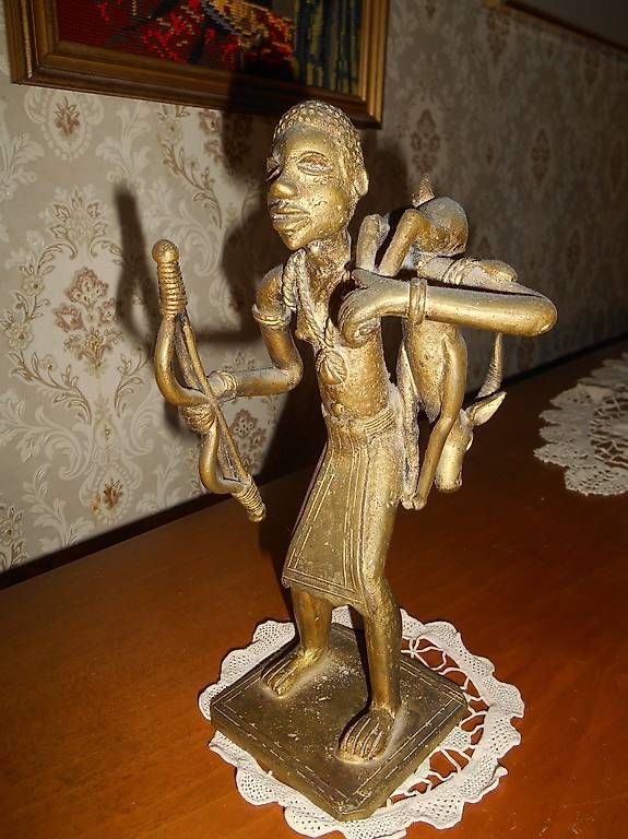 Statuette: Statuette africaine en laiton – Usato da Lausanne venduto da Jymyby 1