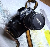 Nikon F3 Kamera Set mit 2 Objektiven, Blitz und div. Zubehör