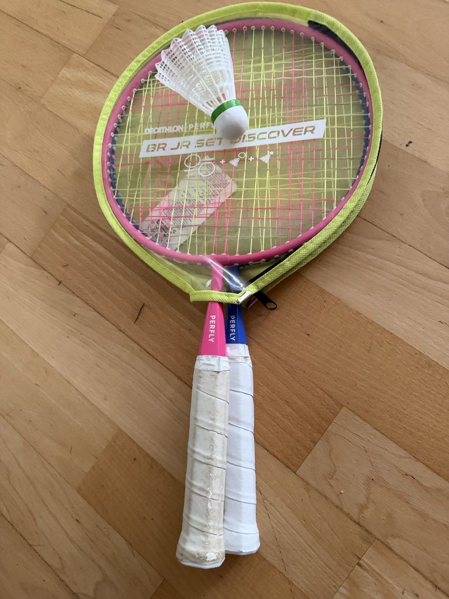Giochi: Badminton Set 2 Schläger 1 Federball – Usato da Urdorf venduto da Maeneli90