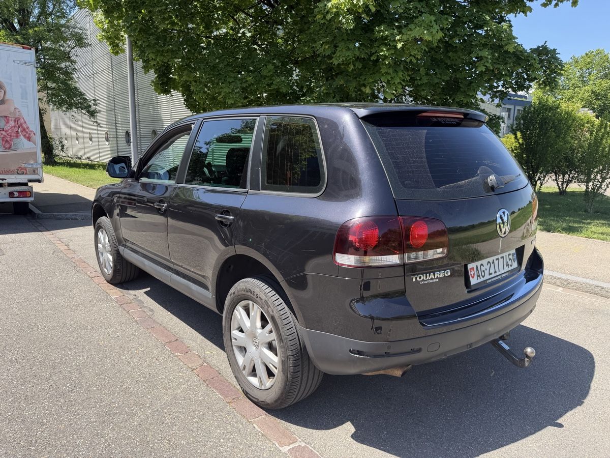VW Automobili: VW Touareg 3.0Tdi 240Ps – Usato da Dübendorf venduto da Luis-330 1