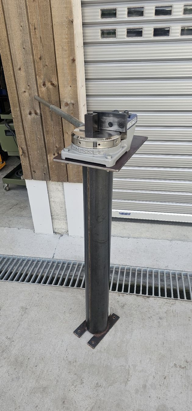 Tutte le macchine: Gressel HB 14 Biegemaschine  – Usato da Emmenbrücke venduto da inf_l8yf 7