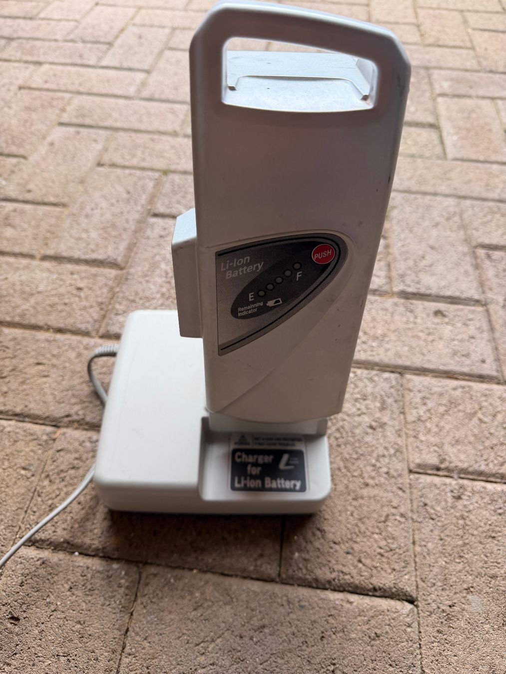 Biciclette: Flyer E-Bike C8 Premium, JG 2013, mit passendem Korb – Usato da Beromünster venduto da Boxcar79 1