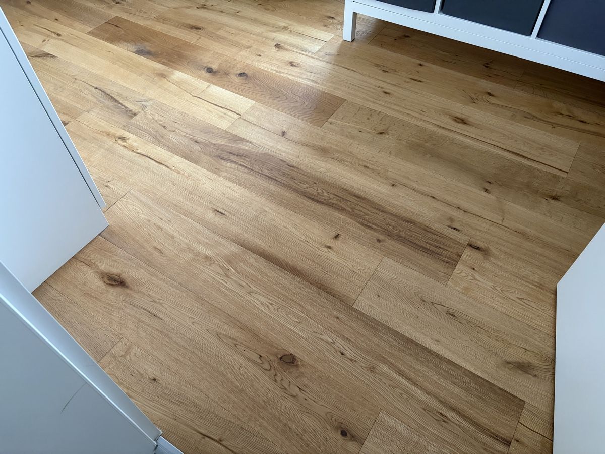 Rivestimenti per pavimenti: Parkett Eiche Wien, 15m2, neu – Nuovo e nell'imballaggio originale da Wegenstetten venduto da Master2023 2
