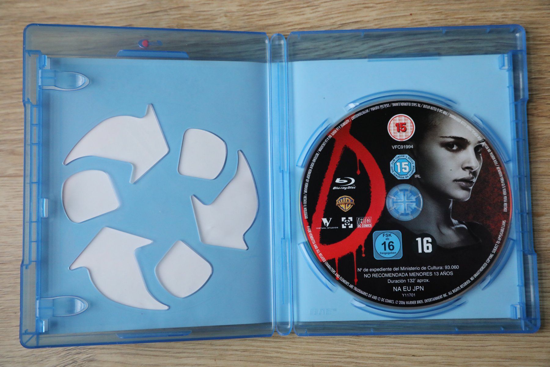 Tutti i DVDs: Bluray       V POUR VENDETTA          Français Anglais – Usato da Porrentruy venduto da tupatup 4