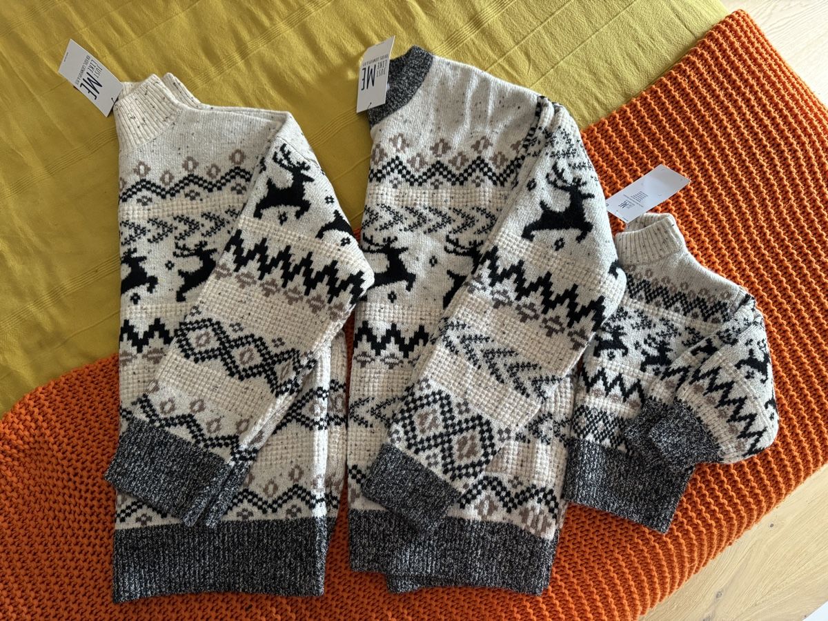 Next Pulls & Sweat-shirts: Partnerlook Weihnachtspullover Familie 3.Stk zusammen – Neuf avec emballage d'origine à Aristau par Evelinik 1