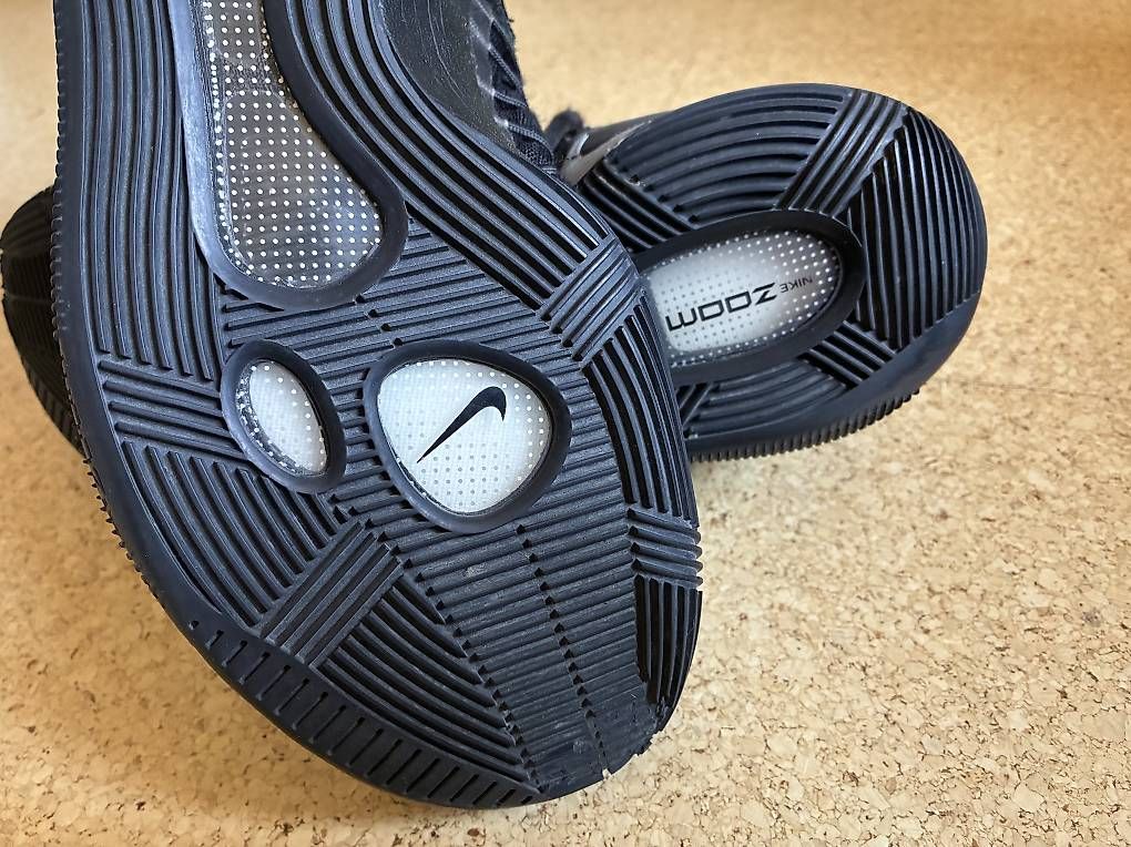 Scarpe da uomo: Nike Hyperdunk, schwarz, 44 – Usato da Zuoz venduto da Janth 4
