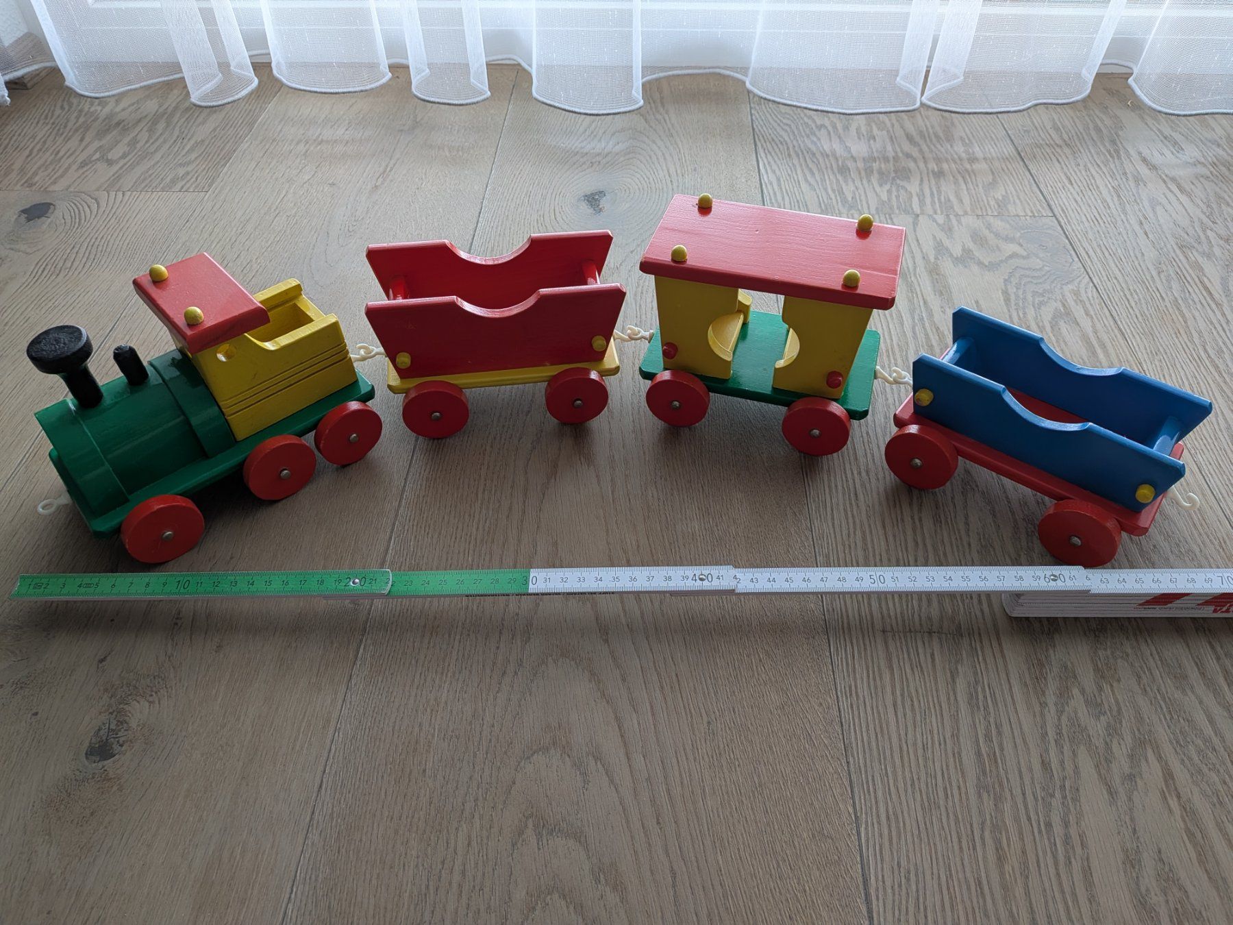 Giocattoli: 4-teilige Holzeisenbahn ca. 80cm – Usato da Port venduto da gecotom