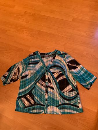 Jolie chemise d’été taille 50