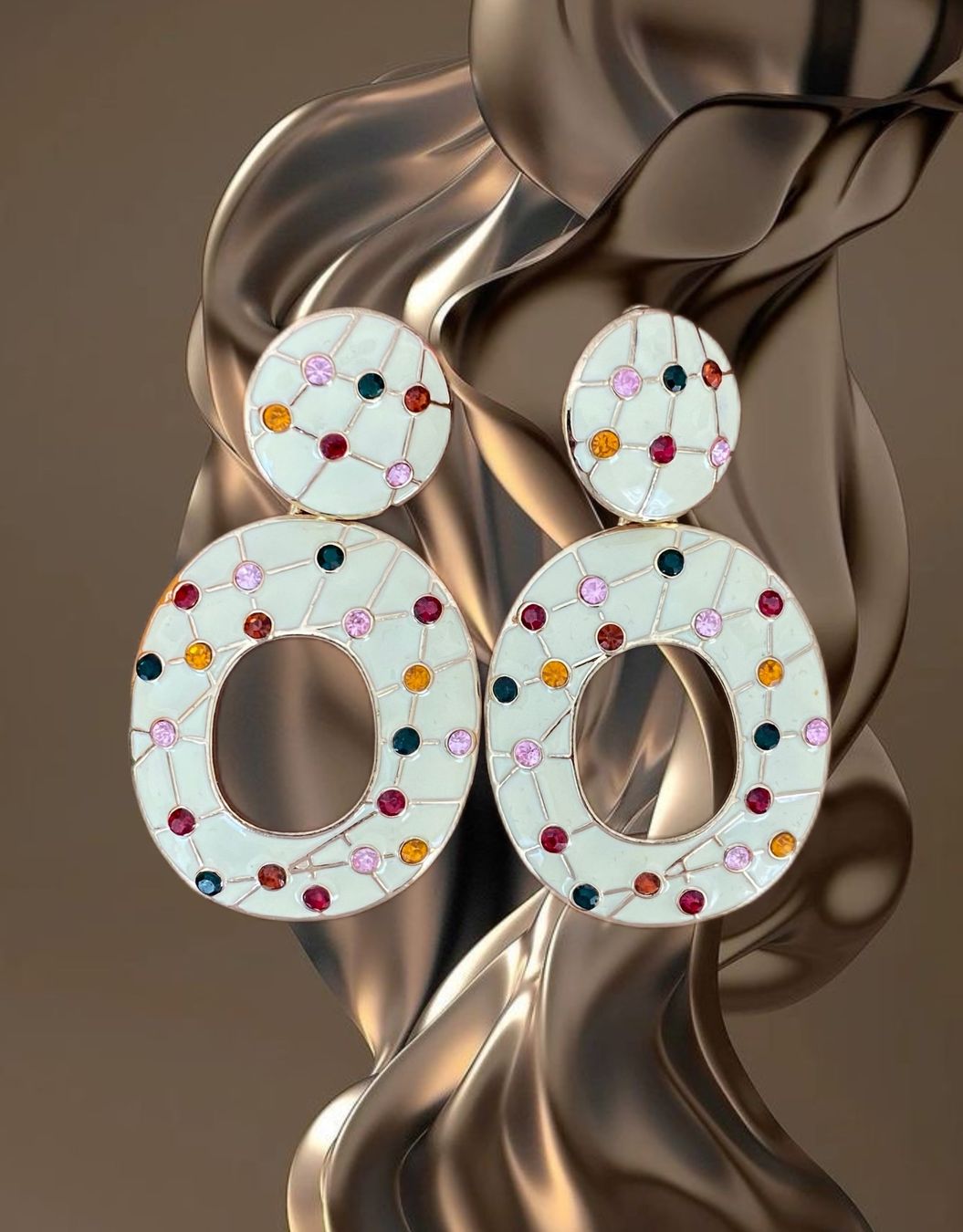Zara Ohrringe & -stecker: Boucles d’oreilles ZARA - beige + dorées – Neu (gemäss Beschreibung) aus Bussigny von cac_q2c6