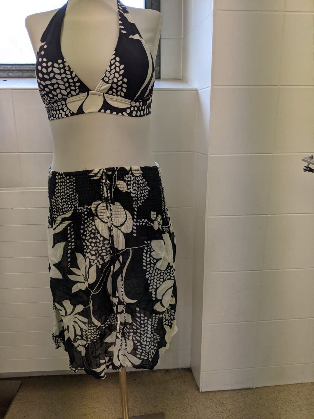Costumi da bagno & Bikini: Strand Bekleidung GR 36-42 – Usato da Langnau am Albis venduto da Judithsebi 3