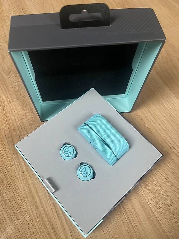Bang & Olufsen Kopfhörer: Wireless Sport Kopfhörer - B&O E8 – Neu und originalverpackt aus Zürich von Jojo_Klar 1