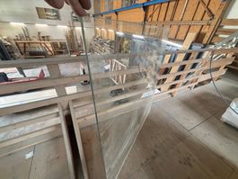 Glas