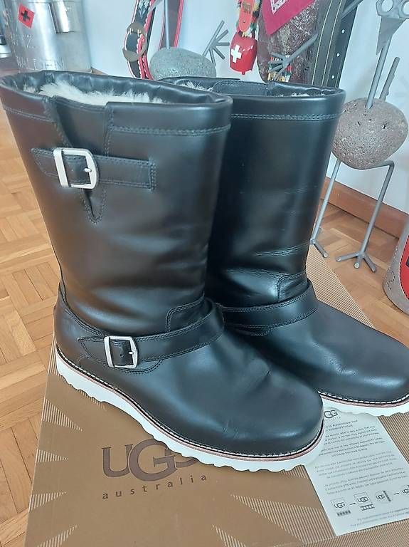 Ugg Scarpe da uomo: UGG M CARNERO 3243 M/BLK Herren – Usato da Bremgarten AG venduto da marcelbu62