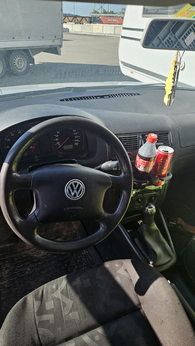 VW Autos: Volkswagen Golf 1.6 – Gebraucht aus Olten von bak_q9qf 3