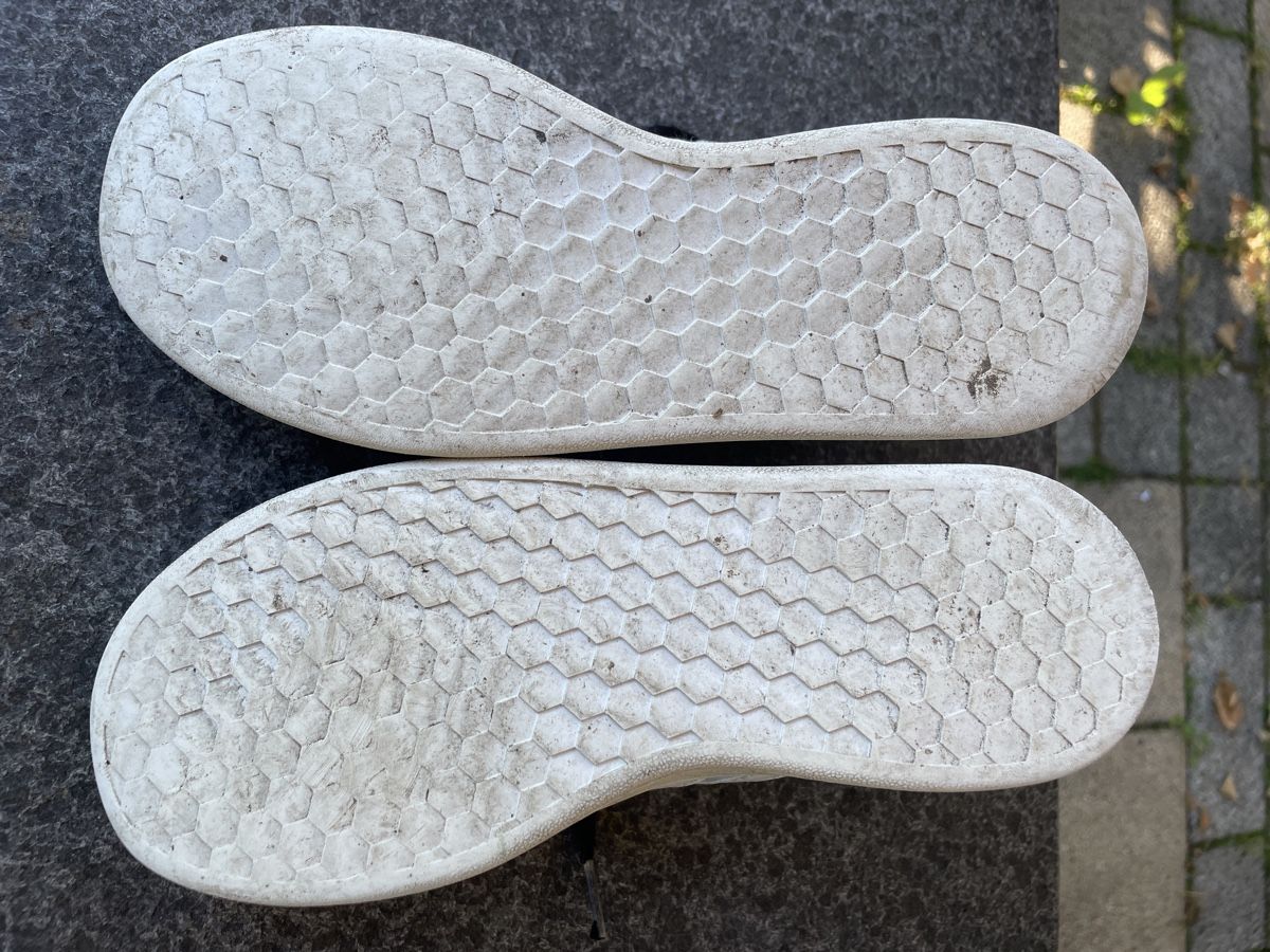 Adidas Scarpe da uomo: Adidas Turnschuhe Gr 33 – Usato da Hittnau venduto da Luki78 2