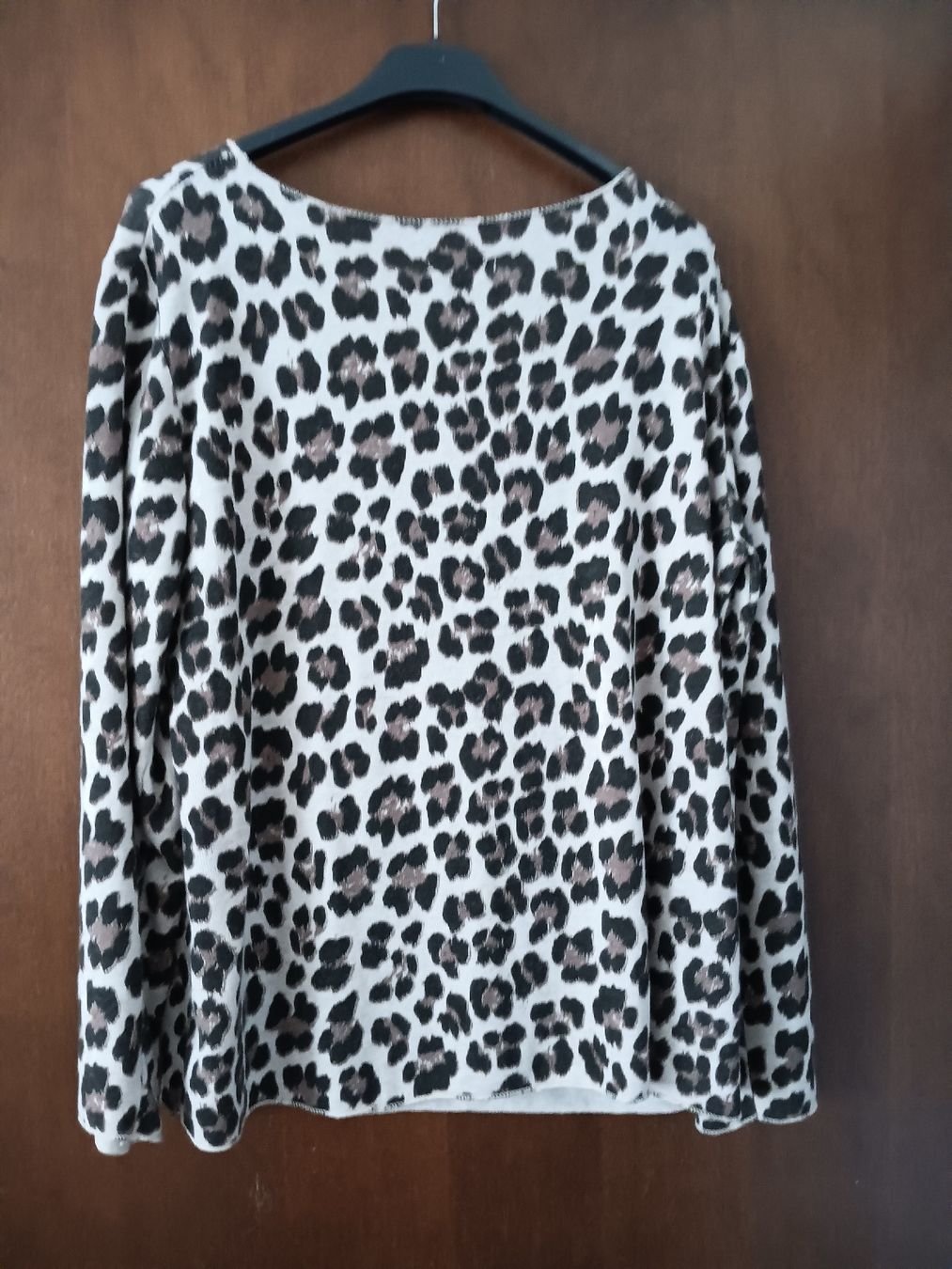 Pullover & Sweatshirts: wunderschöner Pullover leicht Leo-Muster, Top Look, Gr. L – Neu (gemäss Beschreibung) aus Stansstad von leoni66 1