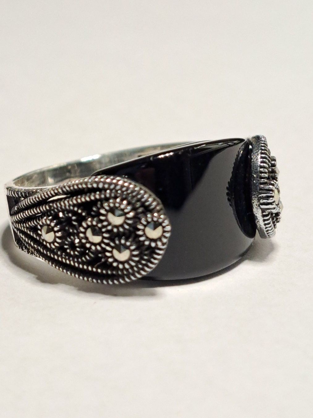 Ringe: 0038 - Bague en argent, Onyx, taille 61 – Neu und originalverpackt aus Neuchâtel von NIDAVELIR 1