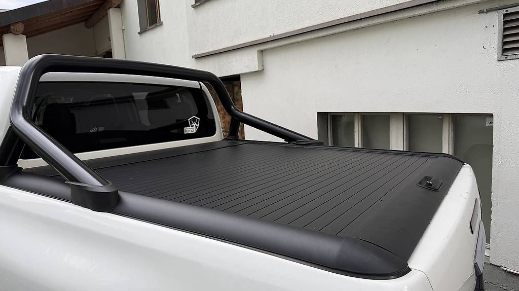 Toyota Tutti i ricambio: Toyota Hilux Rollo – Usato da Flims Waldhaus venduto da sir_s8gq 1