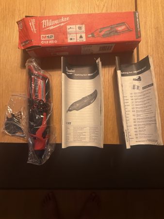 Milwaukee M12 C12 RT-0 Rotationswerkzeug mit Zubehoer