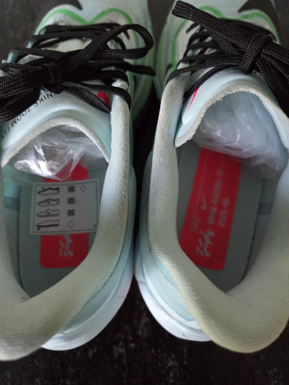 Nike Scarpe da donna: Nike Zoom fly 6 Taille 38.5 – Usato da Sierre venduto da Cir_ccx2 1