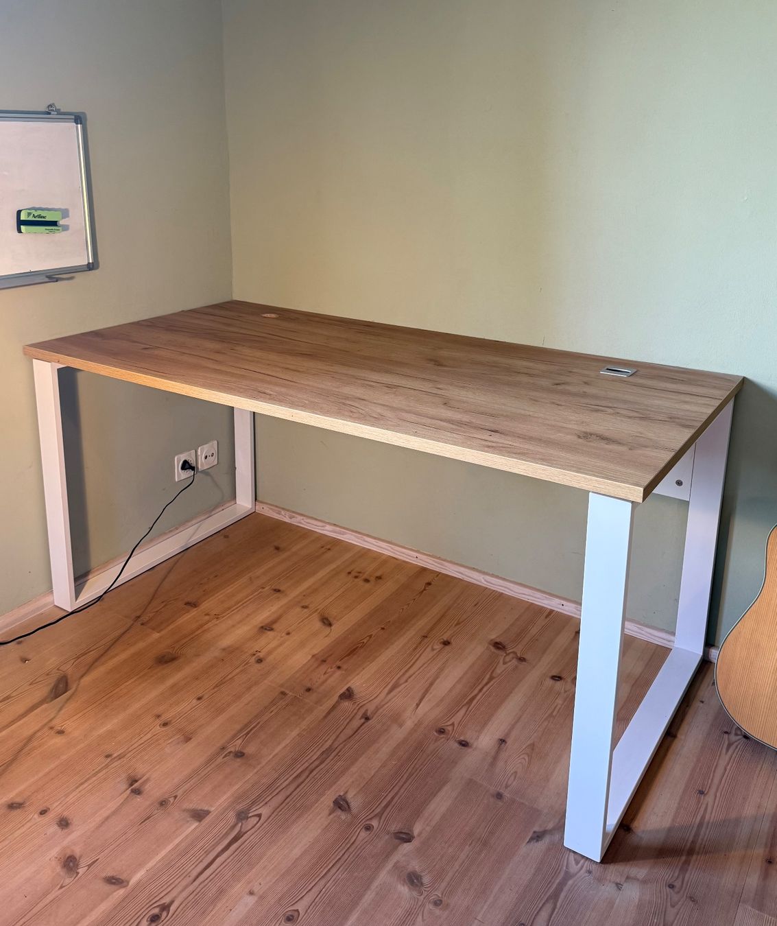 Bureaux: Kommode, Schreibtisch und Korpus (3er Set) – D'occasion à Wetzikon ZH par lua_ll6n 1