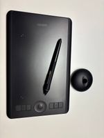 Wacom Intuos Pro PTH-460 Graphics Tablet with Pen