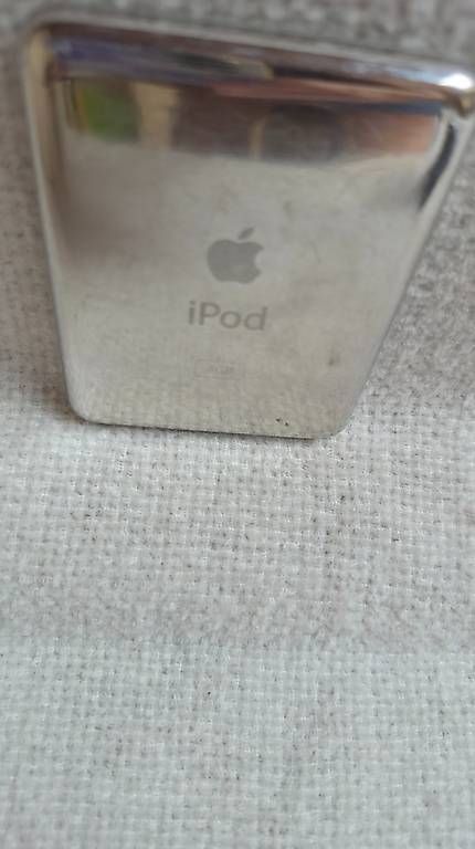 Apple Lettore multimediale portatile: IPod Nano 4GB, silber – Usato da Zofingen venduto da PiaZ0102 2