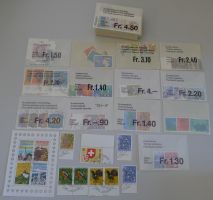 80 Tüten mit vielen Briefmarken, FUNDGRUBE, x-100 Marken!