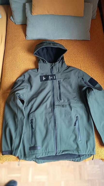 Vestes: Baerskin - Waterproof Softshell Jacket 2.0 – D'occasion à Tesserete par pao_7dbp