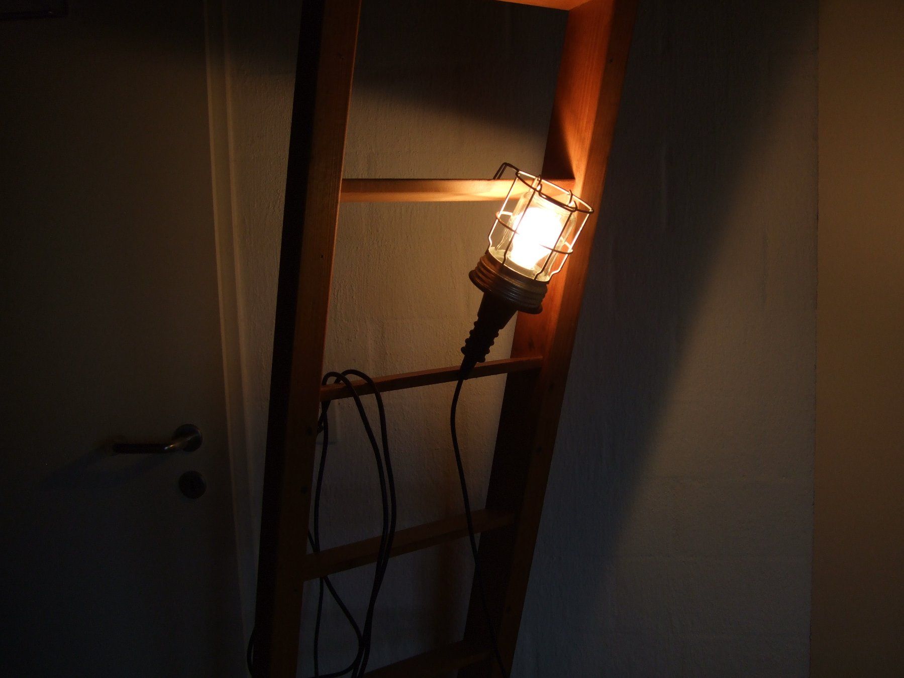 Lampade: Werkstattlampe Vintage – Usato da Teufen ZH venduto da Kaminta 3
