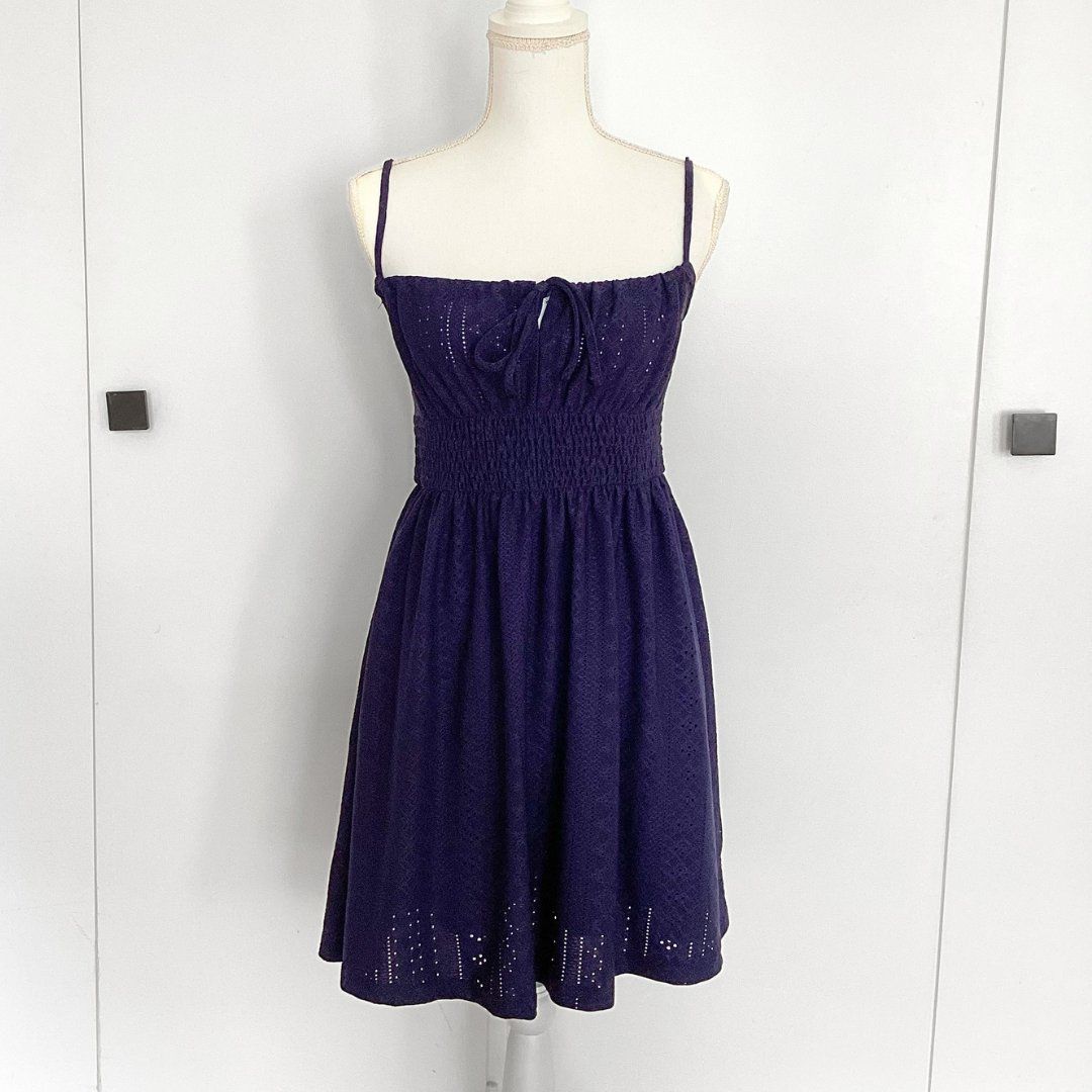 Shein Vestiti: SHEIN Robe Bleu Marine - Taille S – Usato da Vevey venduto da secondlifevevey