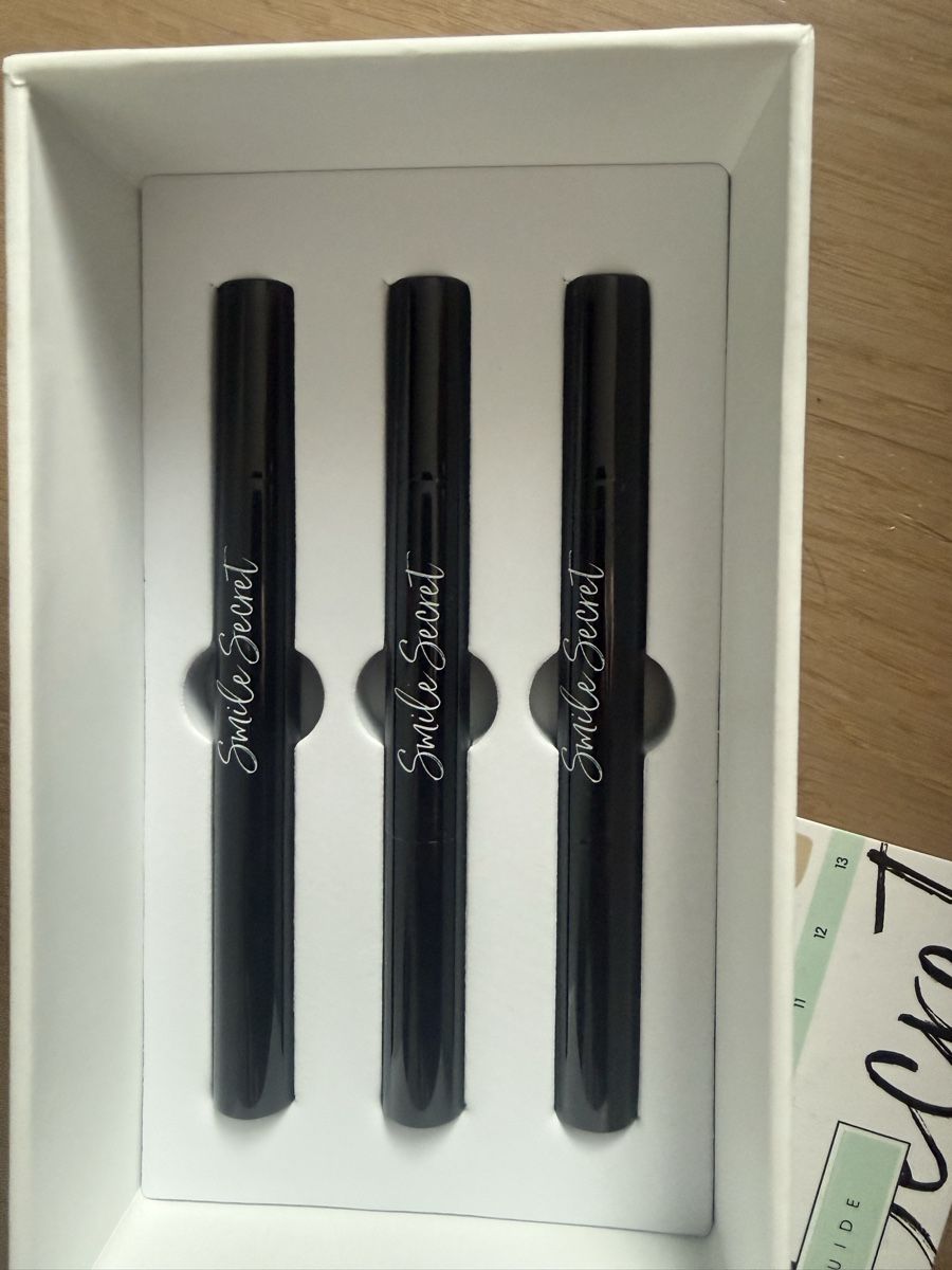 Cura dei denti: Smile Secret Teeth Whitening Kit  – Nuovo e nell'imballaggio originale da Chur venduto da Iceboozer 4