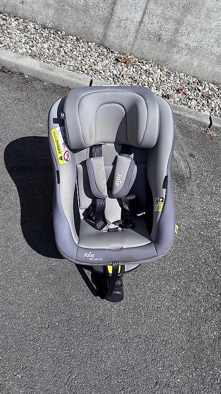 Sièges auto: Siège auto enfant 0-15 mois – D'occasion à Vessy par nikeljavel