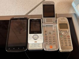 Lot de 4 Téléphones Portables Vintages