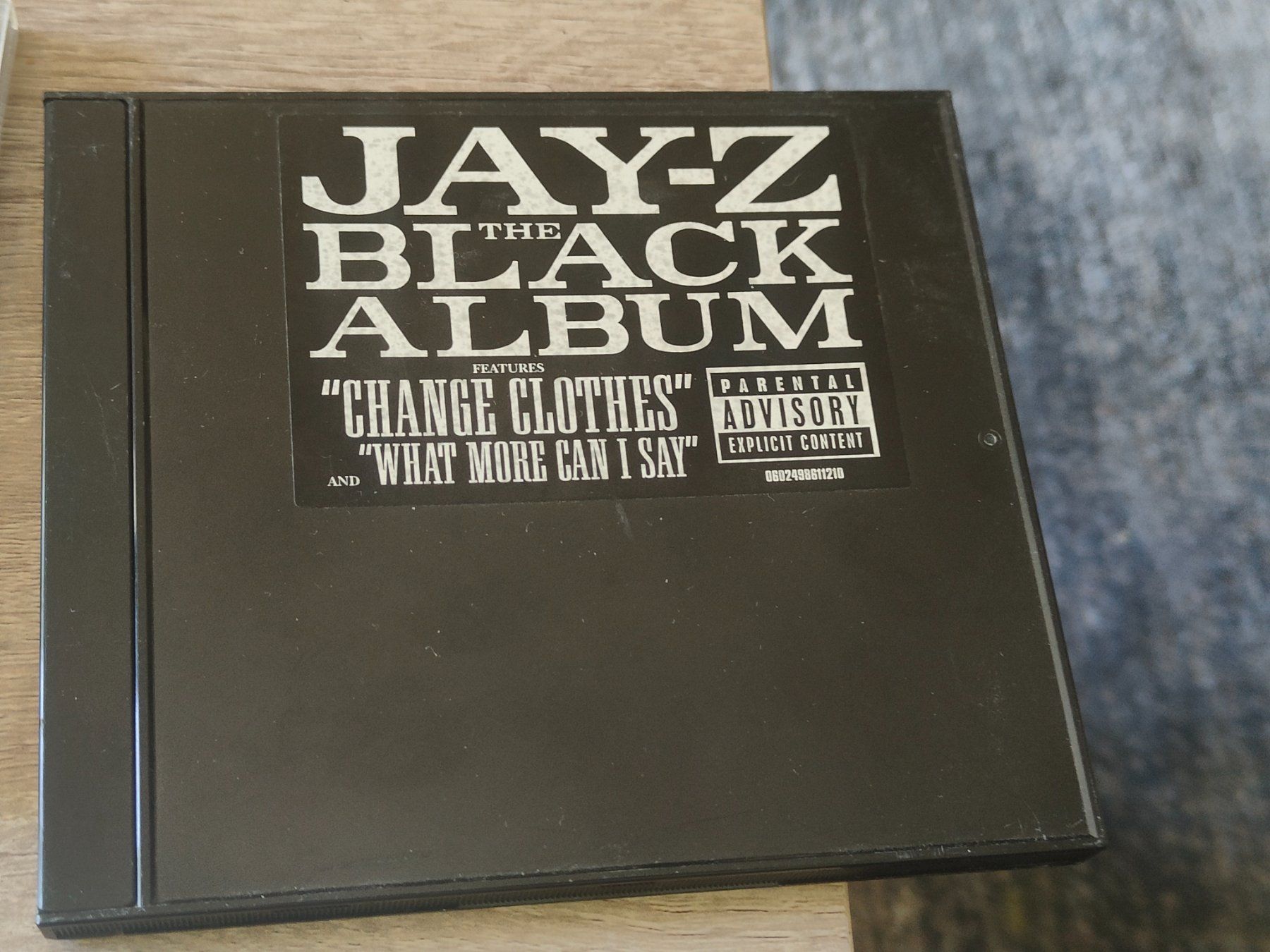 CD: Jay-Z - Black Album – Usato da Fribourg venduto da cristiana_vend