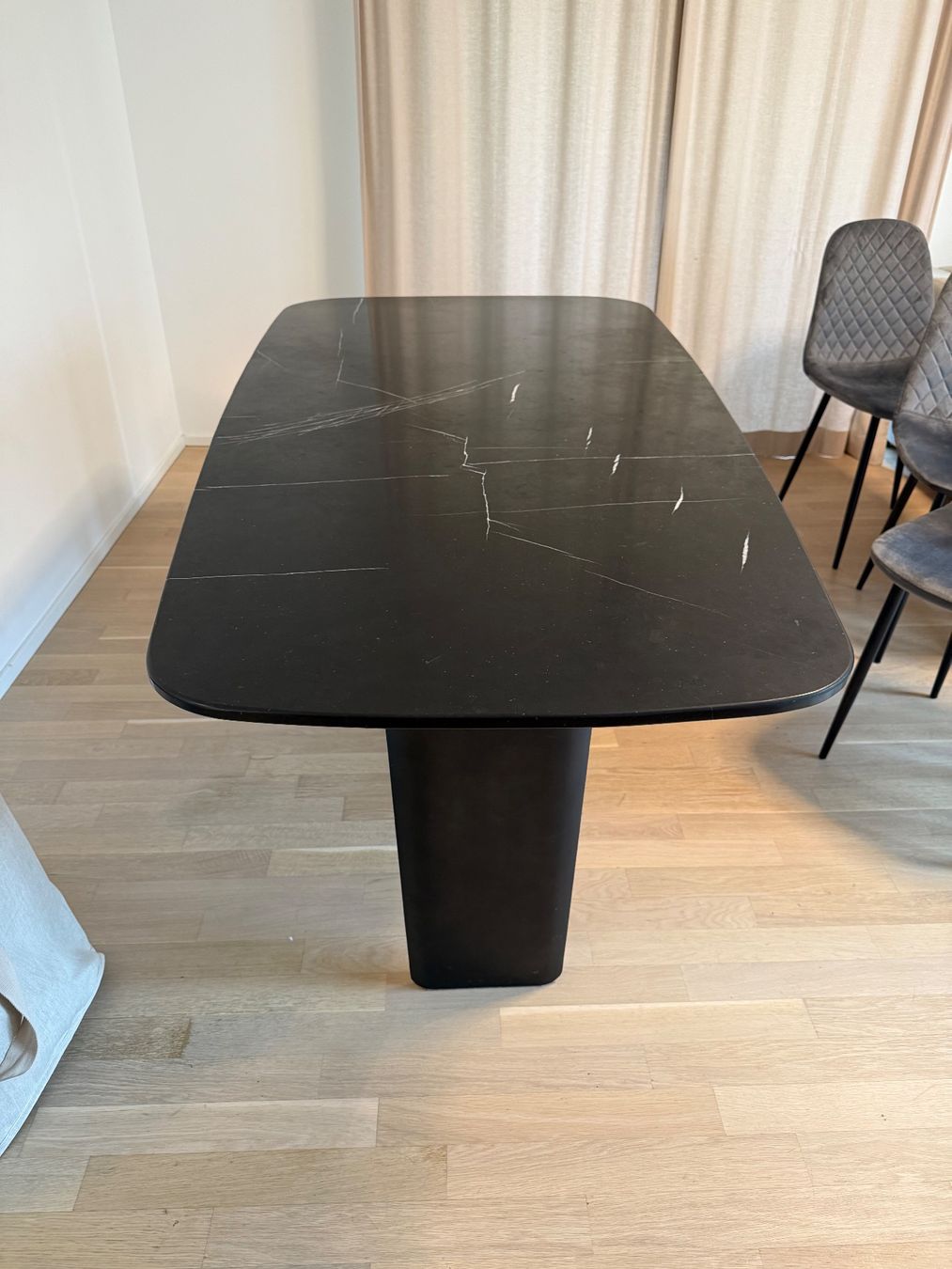 Tavoli: table en marbre – Usato da Lausanne venduto da lei_26fz