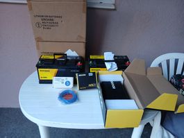INVERTER 12V/1KW-230V AC bat. protect 12/24V 65A+2 batterien
