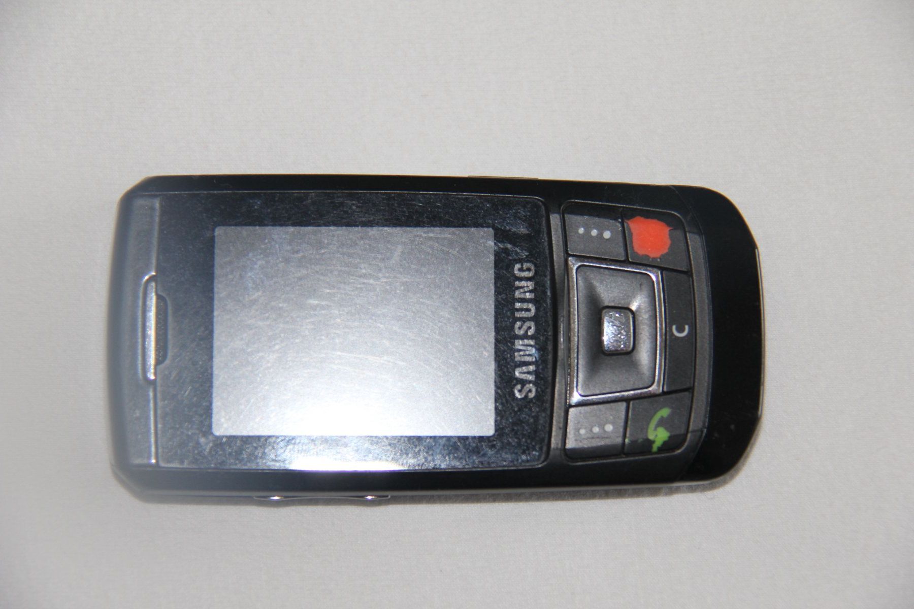 Samsung Handys / Smartphones: Samsung SGH-D900 Slider Handy – Defekt aus Winterthur von jessi161 1