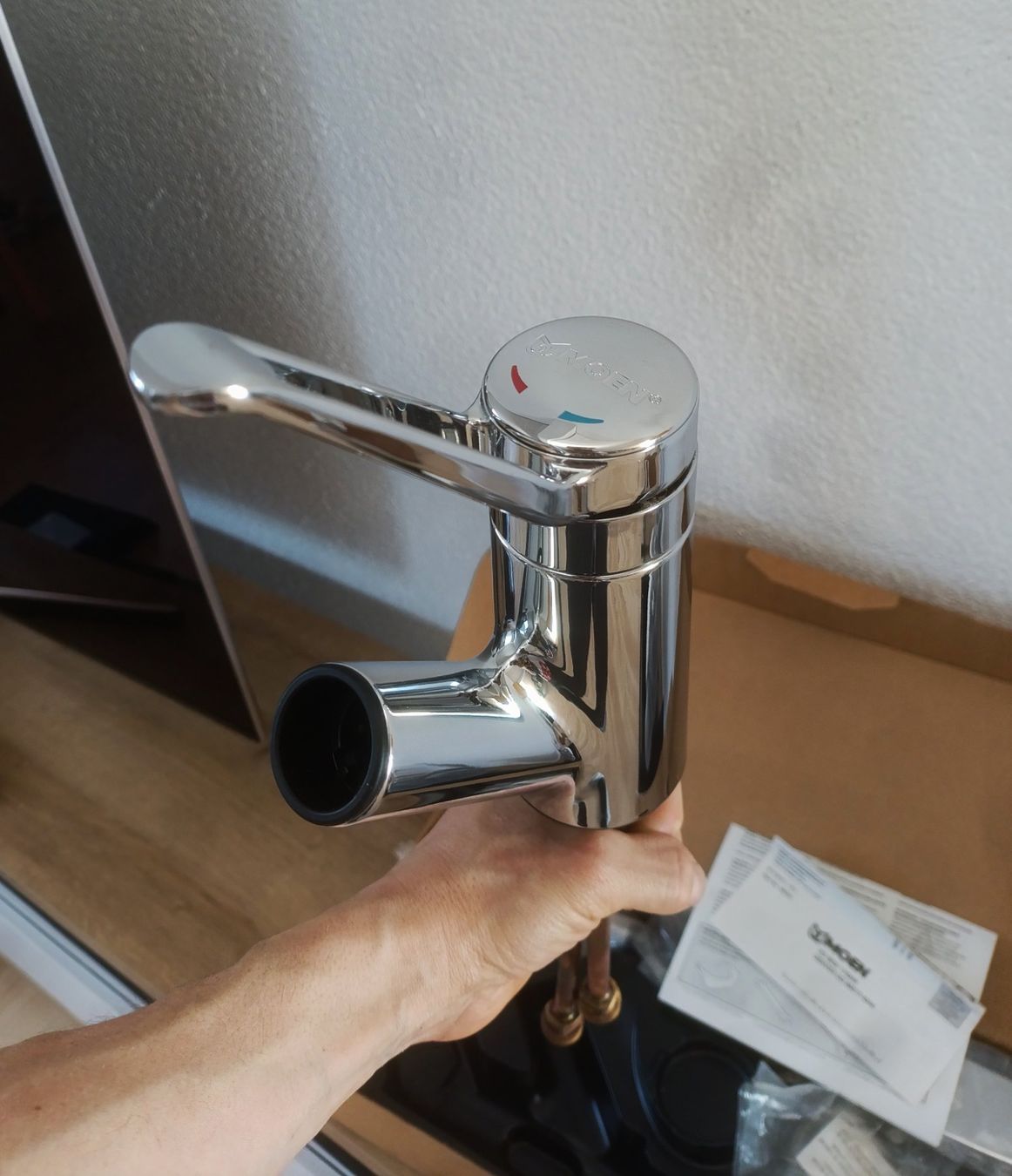 Rubinetteria: Edler Wasserhahn von Moen: One Touch. Neu – Nuovo (secondo la descrizione) da Wil SG venduto da Donaldus 1