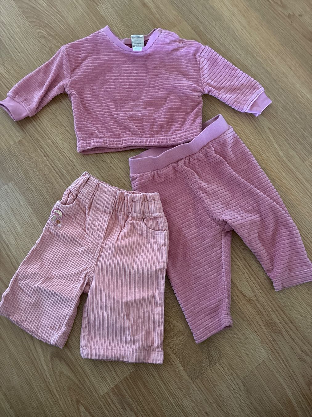 Lotti & Set di vestiti: Baby Kleider Set Mädchen Grösse 62 – Usato da Wettswil venduto da jac_jh2v 2