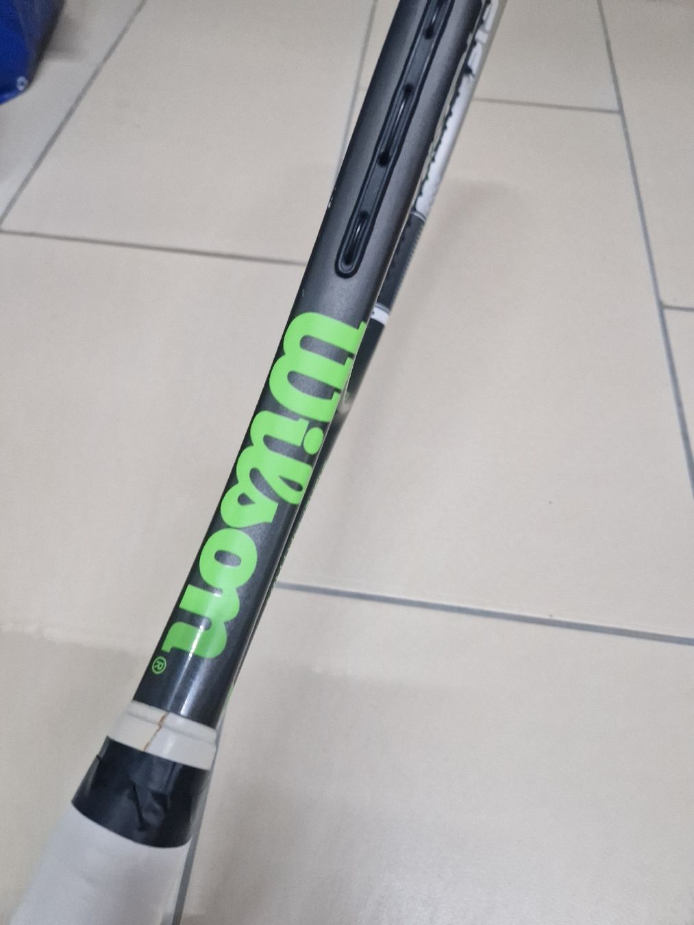 Racchette: Der Wilson Nemesis Power 100 Basalt L3 – Usato da Rothrist venduto da Aloe16 1