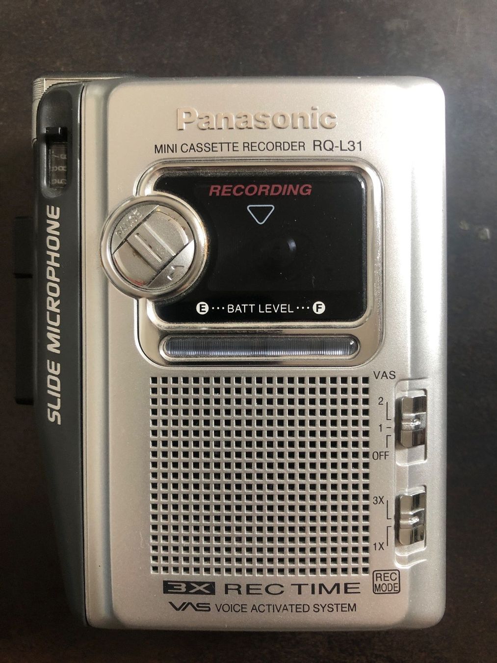 Panasonic Aufnahmegeräte: Panasonic RQ-L31 Mini-Kassetten Recorder – Gebraucht aus Zürich von peterle01