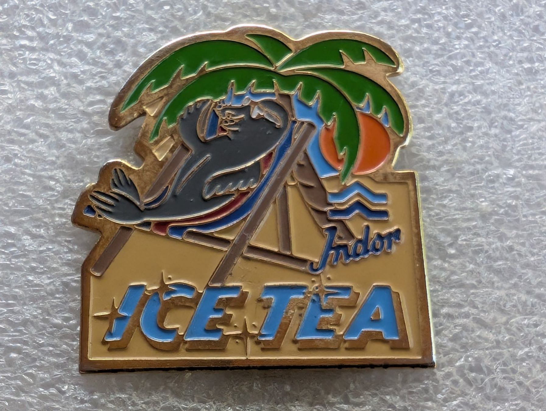 Placchette & Badge: Ansteckpin 47: Ice Tea – Usato da Oppligen venduto da Pin-Fall-Shop