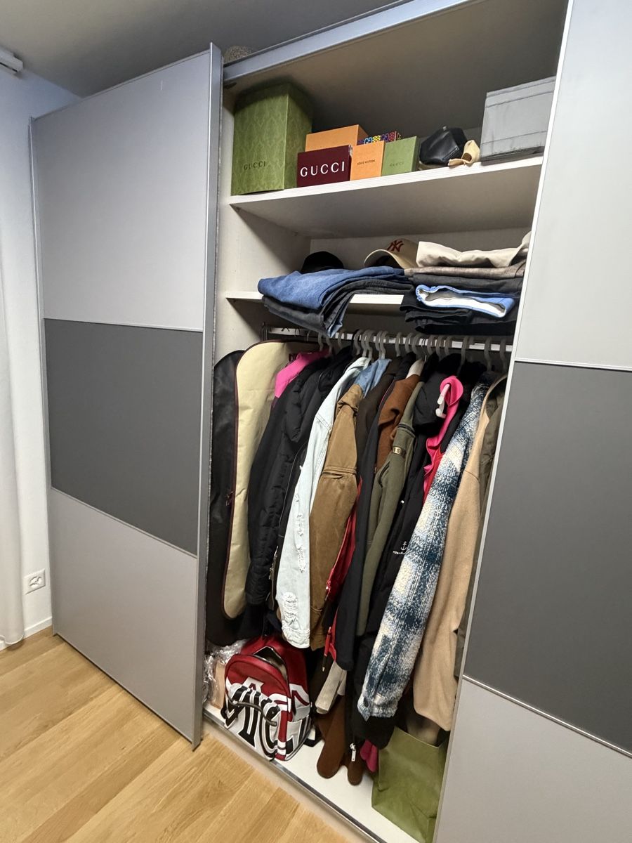 Armadi: grauer Schrank – Usato da Bassersdorf venduto da sof_xgc5 2