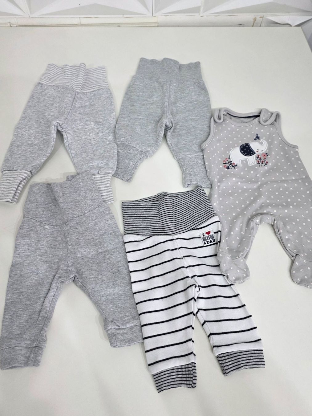 Lotti di vestiti: 5 teilig Kleider Baby Grösse 50 – Usato da Scherzingen venduto da Benjanil