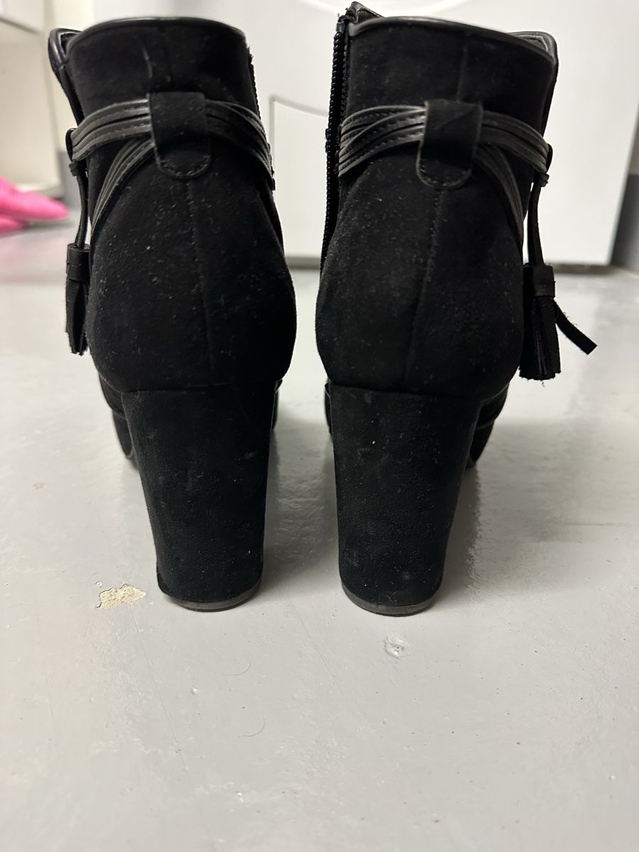 Scarpe da donna: Stiefeletten Grösse 38 – Usato da Bülach venduto da leide_29 2