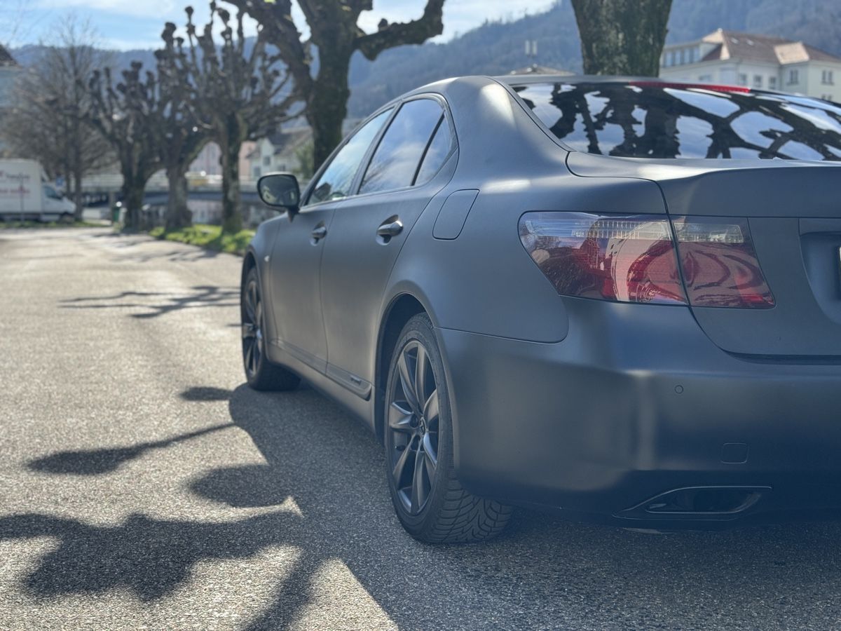 Lexus Autos: Lexus LS 600h – Gebraucht aus Adliswil von Cont13 4