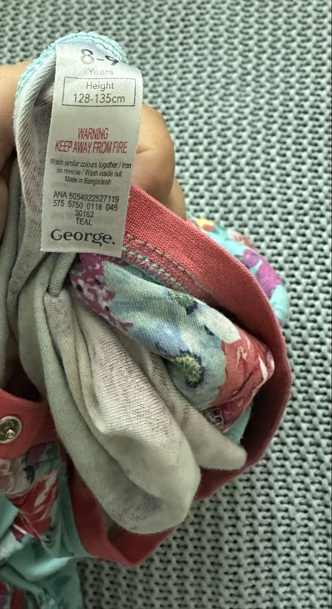 Pigiama & Simili: George Pyjamas – Usato da Dürrenroth venduto da tvy_bh56 1
